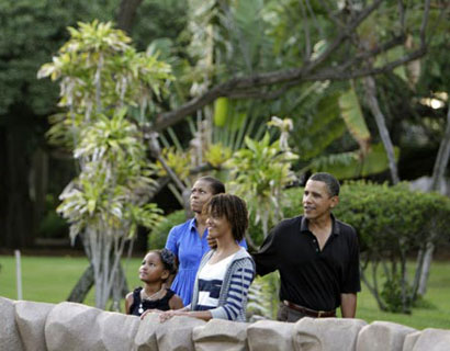 Obama family at Honolulu zoo