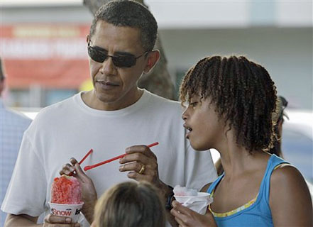 Obama and Malia at Island Snow shave ice in Kailua