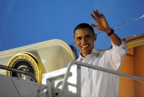 Obama arrives in Hawaii on Air Force One