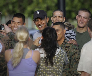 Obama greeting marines in Hawaii