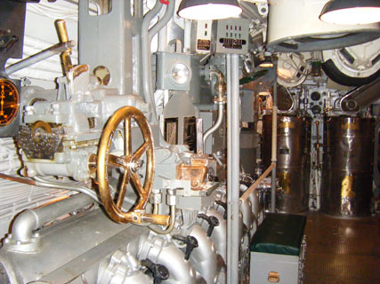 Bowfin engine room