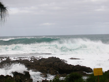 Hawaii north shore waves