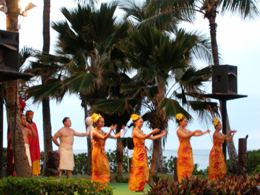 Opening luau hula dance
